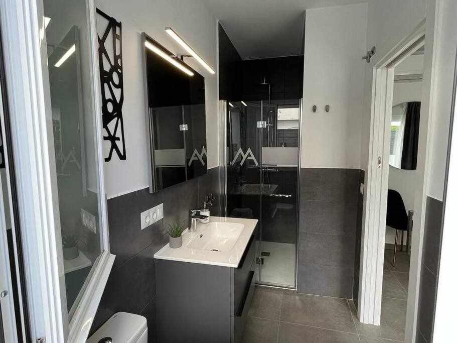 XVIII B Suite Apartamentos Morales & Arnal روندا المظهر الخارجي الصورة